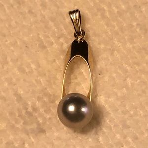 14K Gold Cultured Pearl Necklace Charm